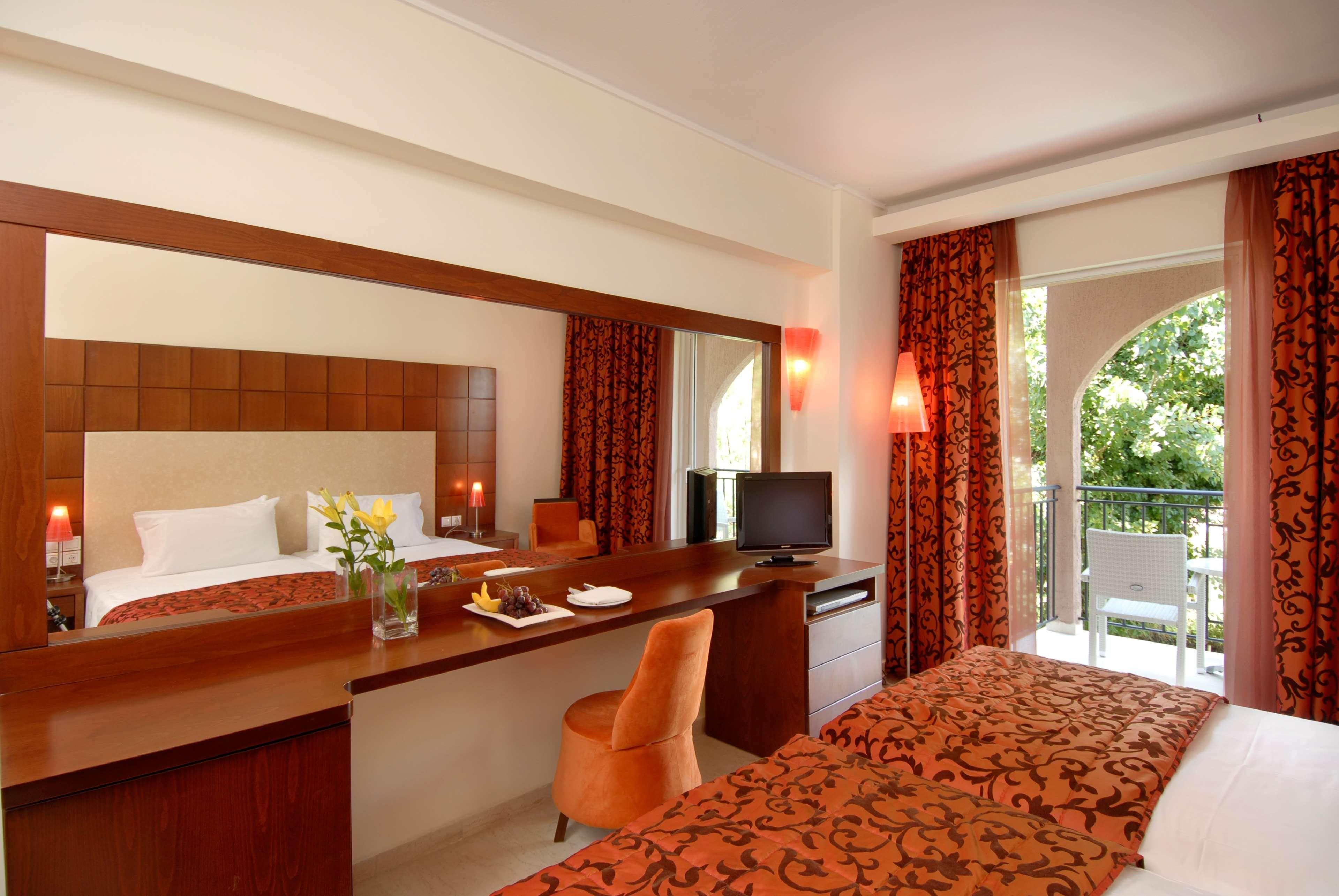 Zante Park Resort & Spa BW Premier Collection Лаганас Номер фото